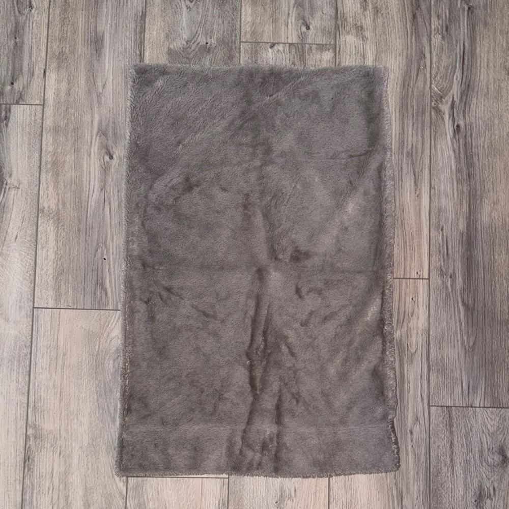 Gray Faux Fur Queen Pillow Case